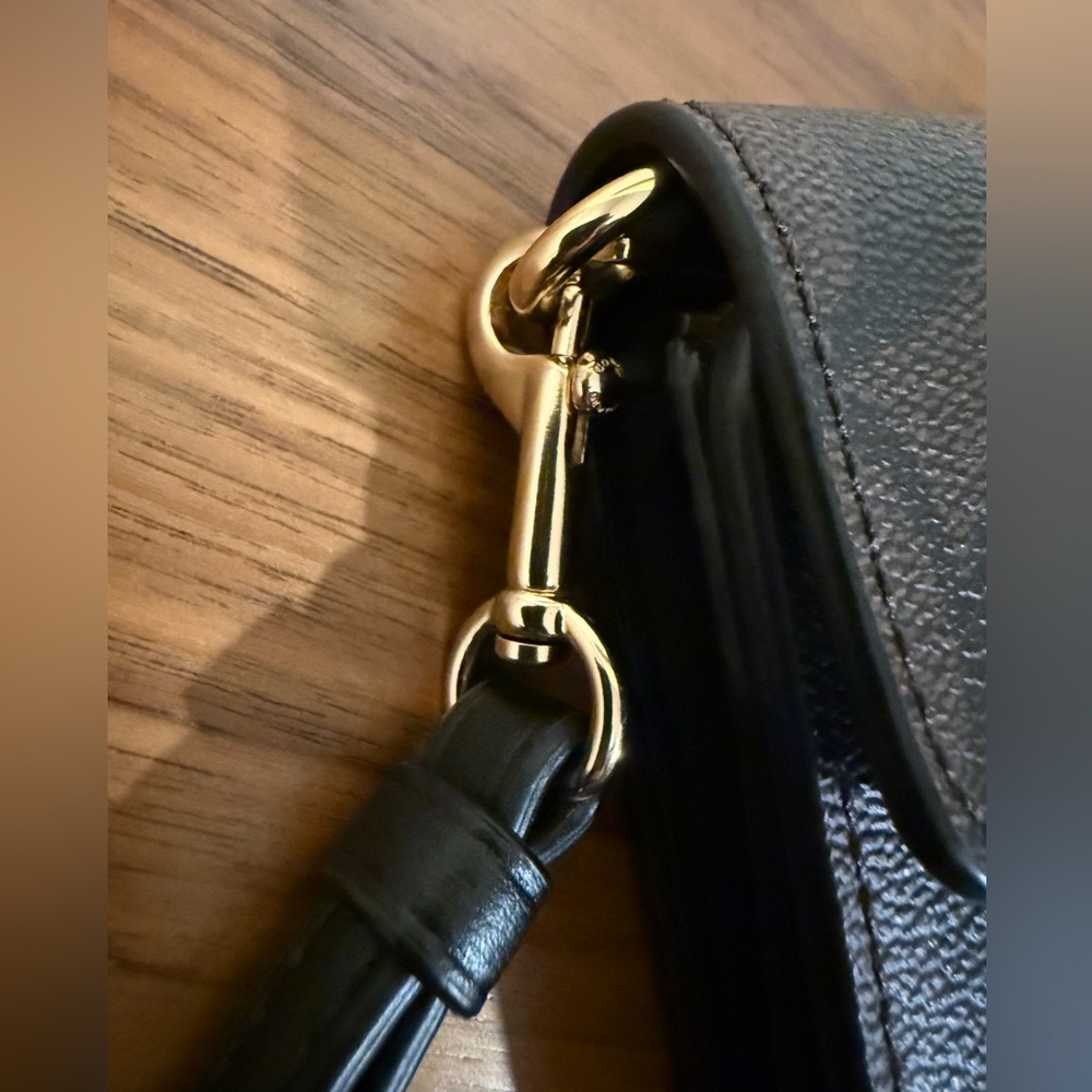 Coach Dark Brown Travel Envelope Wallet - Picture 13 of 13